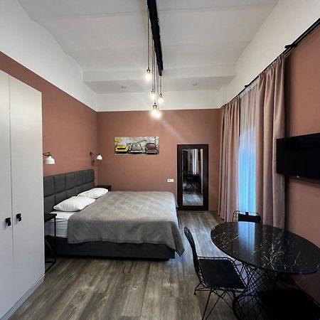 Chikhi Apartamento Tbilisi Exterior foto