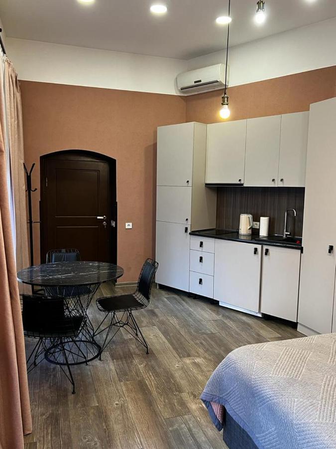 Chikhi Apartamento Tbilisi Exterior foto