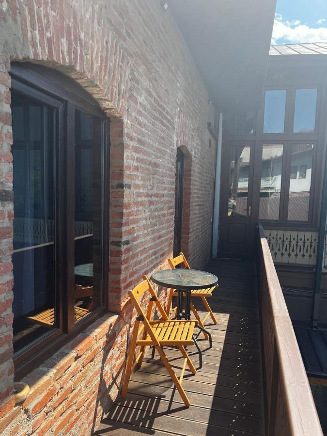 Chikhi Apartamento Tbilisi Exterior foto