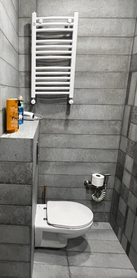 Chikhi Apartamento Tbilisi Exterior foto