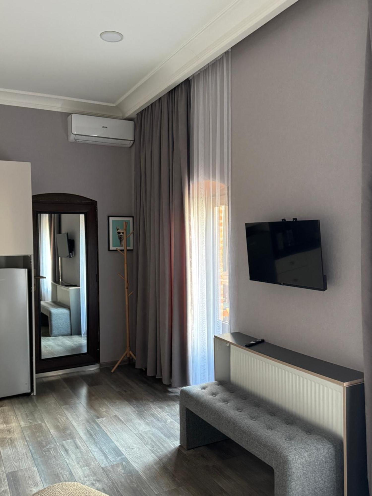 Chikhi Apartamento Tbilisi Exterior foto